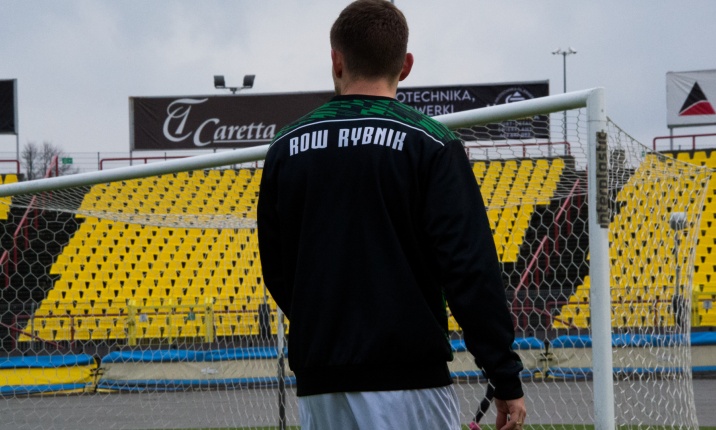 Po finał w derbach