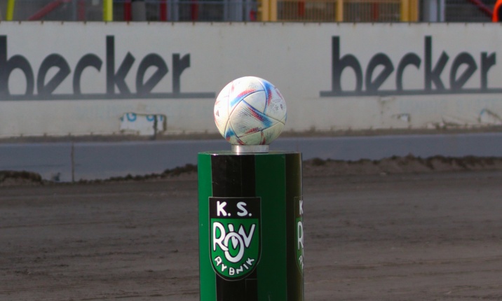 Po trofeum!